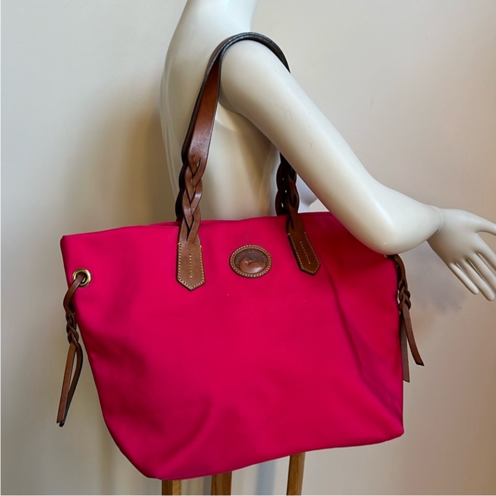 Dooney & Bourke Fuchsia shoulder bag with Brown leather Accents